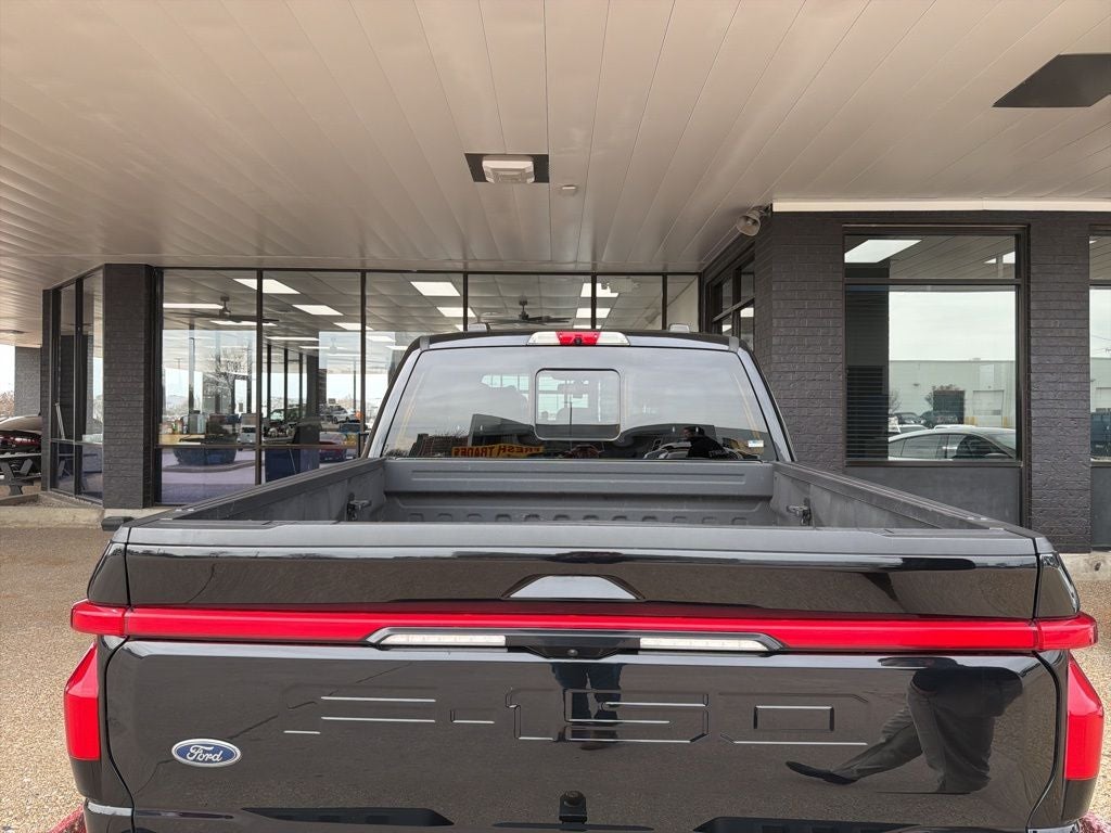 2022 Ford F-150 Lightning Lariat