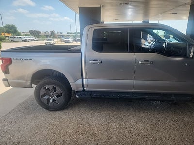 2022 Ford F-150 Lightning Lariat