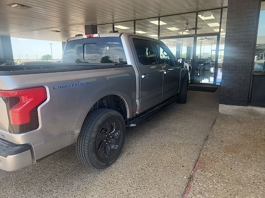 2022 Ford F-150 Lightning Lariat