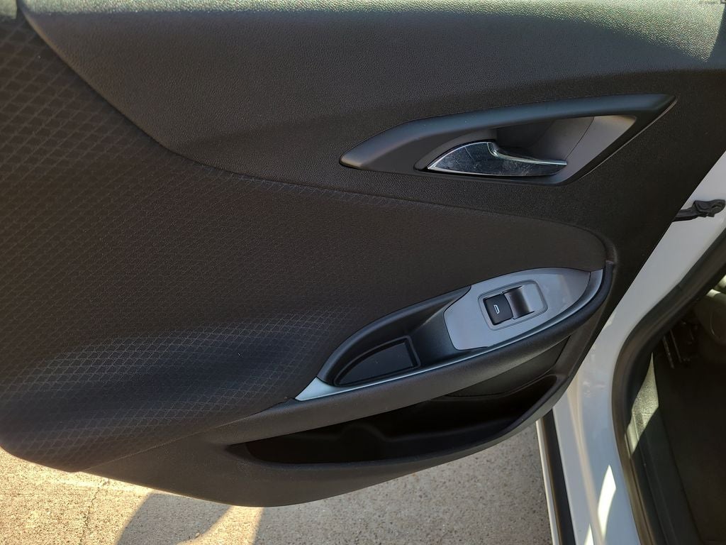 2024 Chevrolet Malibu LS 1FL