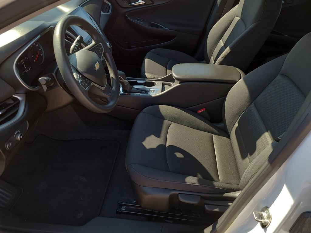 2024 Chevrolet Malibu LS 1FL