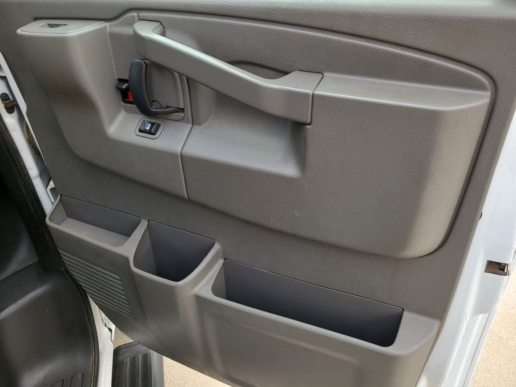 2023 Chevrolet Express 3500 LS Passenger