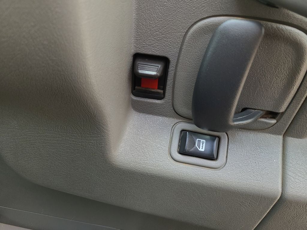 2023 Chevrolet Express 3500 LS Passenger
