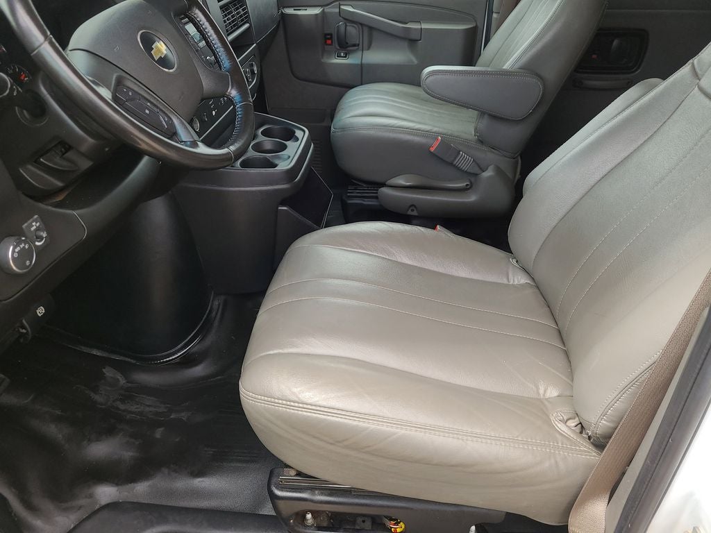 2023 Chevrolet Express 3500 LS Passenger