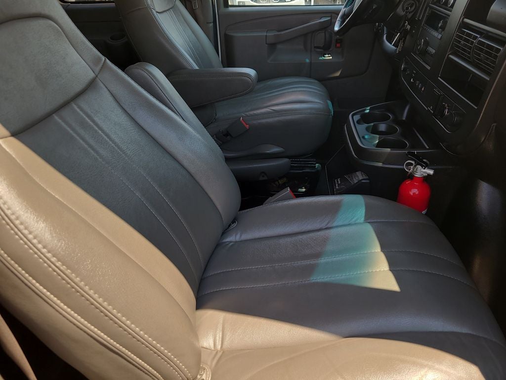 2023 Chevrolet Express 3500 LS Passenger