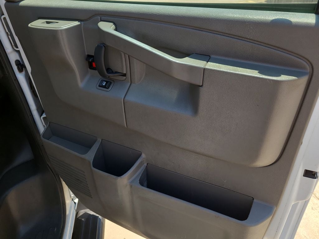 2023 Chevrolet Express 3500 LS Passenger