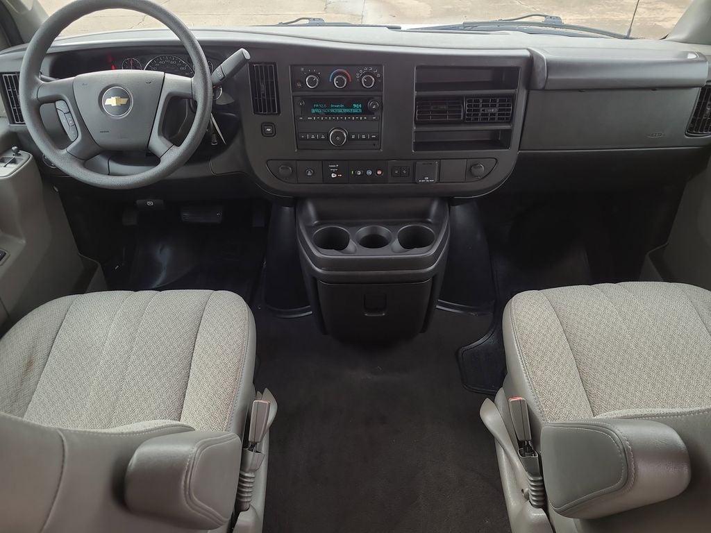 2024 Chevrolet Express 3500 LT Passenger