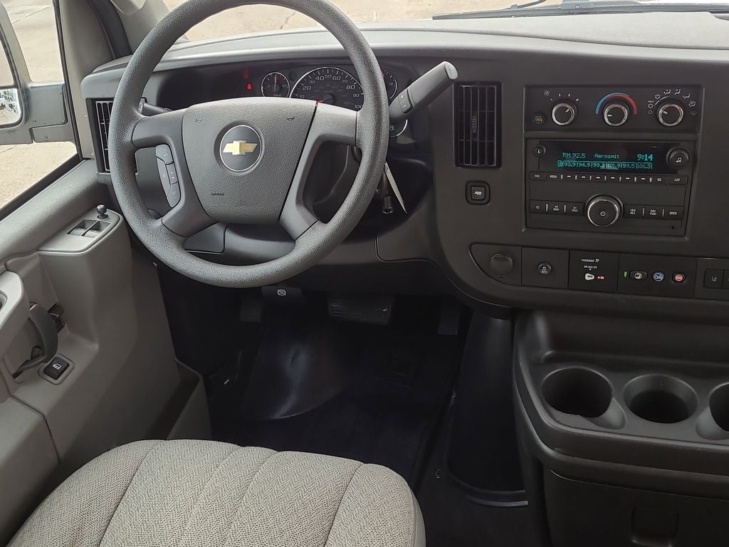 2024 Chevrolet Express 3500 LT Passenger