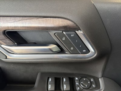 2025 Chevrolet Silverado 3500HD LTZ