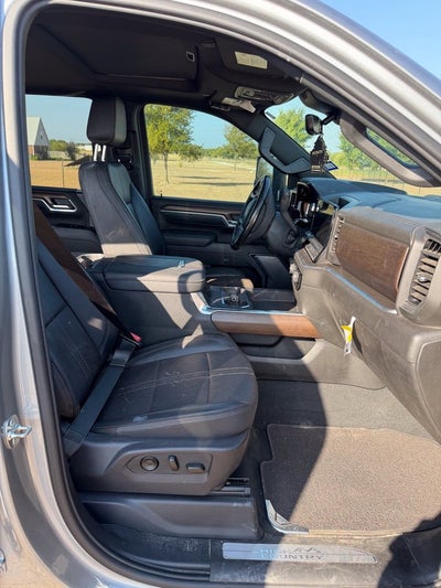 2025 Chevrolet Silverado 3500HD High Country