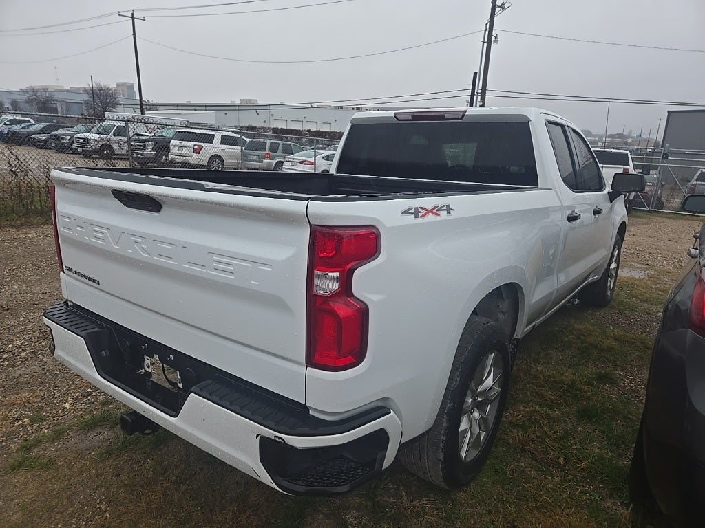 2022 Chevrolet Silverado 1500 LTD Custom