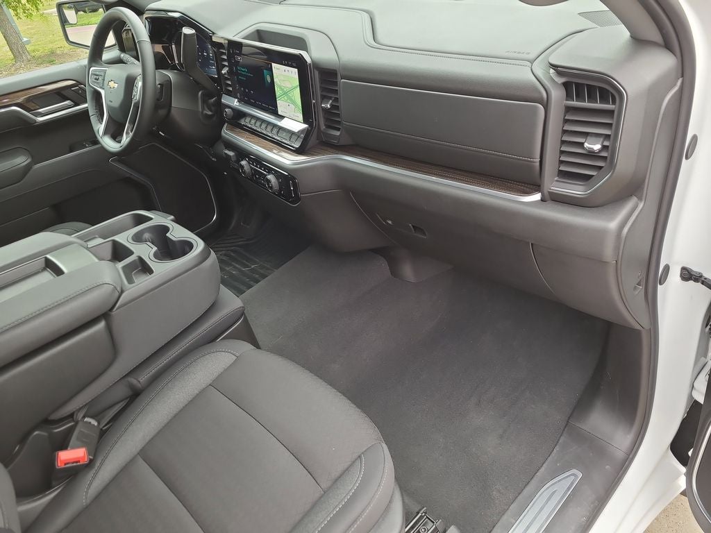 2026 Chevrolet Silverado 1500 LT LT1