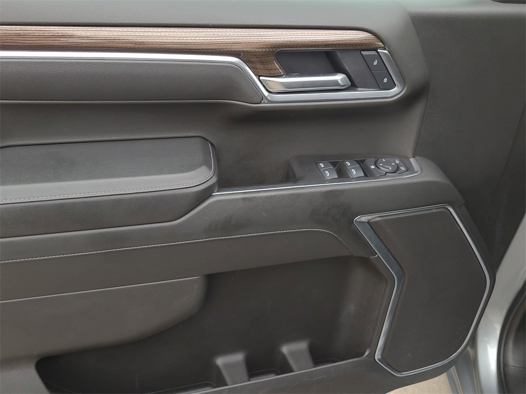 2025 Chevrolet Silverado 1500 LT LT1