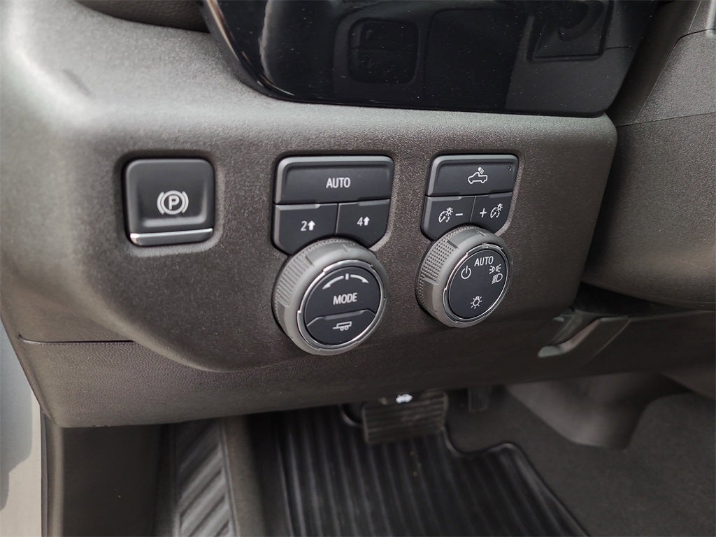 2025 Chevrolet Silverado 1500 LT LT1