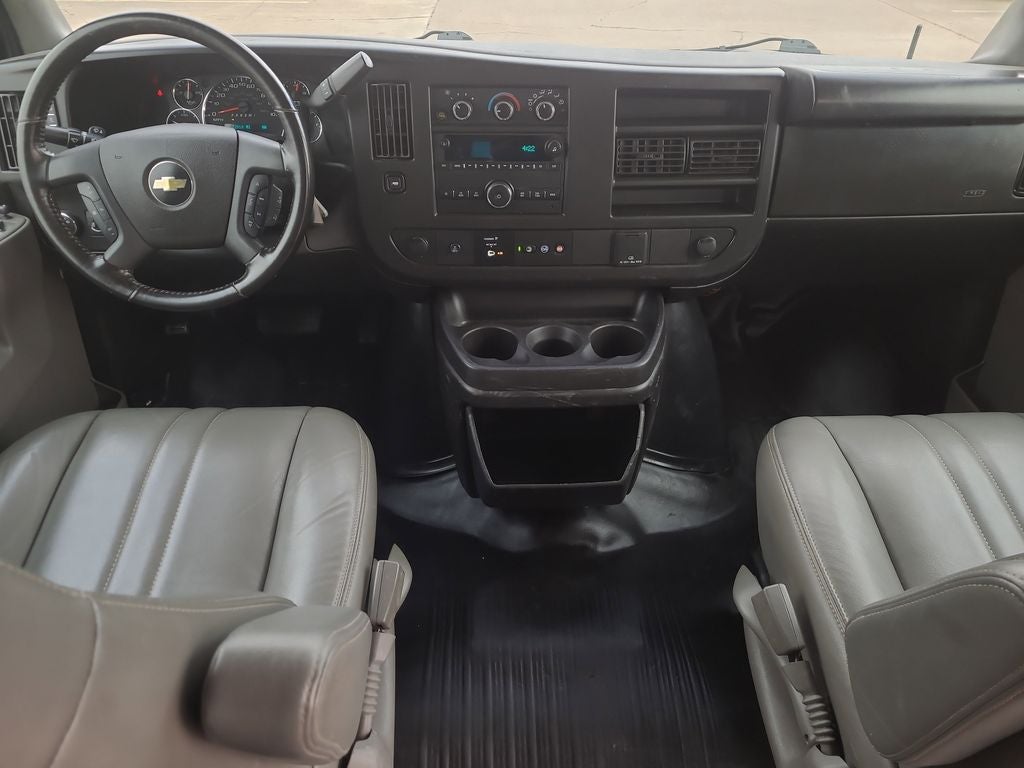 2022 Chevrolet Express 2500 Work Van Cargo