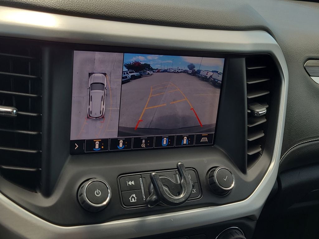 2020 GMC Acadia SLT