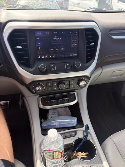 2020 GMC Acadia SLT