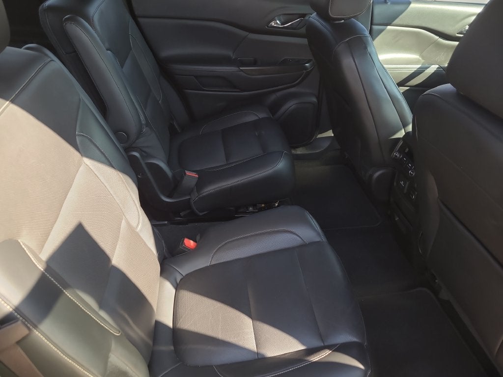 2017 GMC Acadia SLT-1