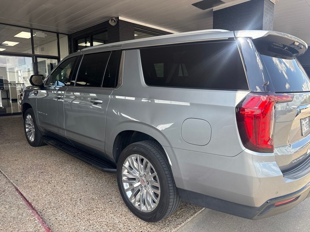 2023 GMC Yukon XL SLE