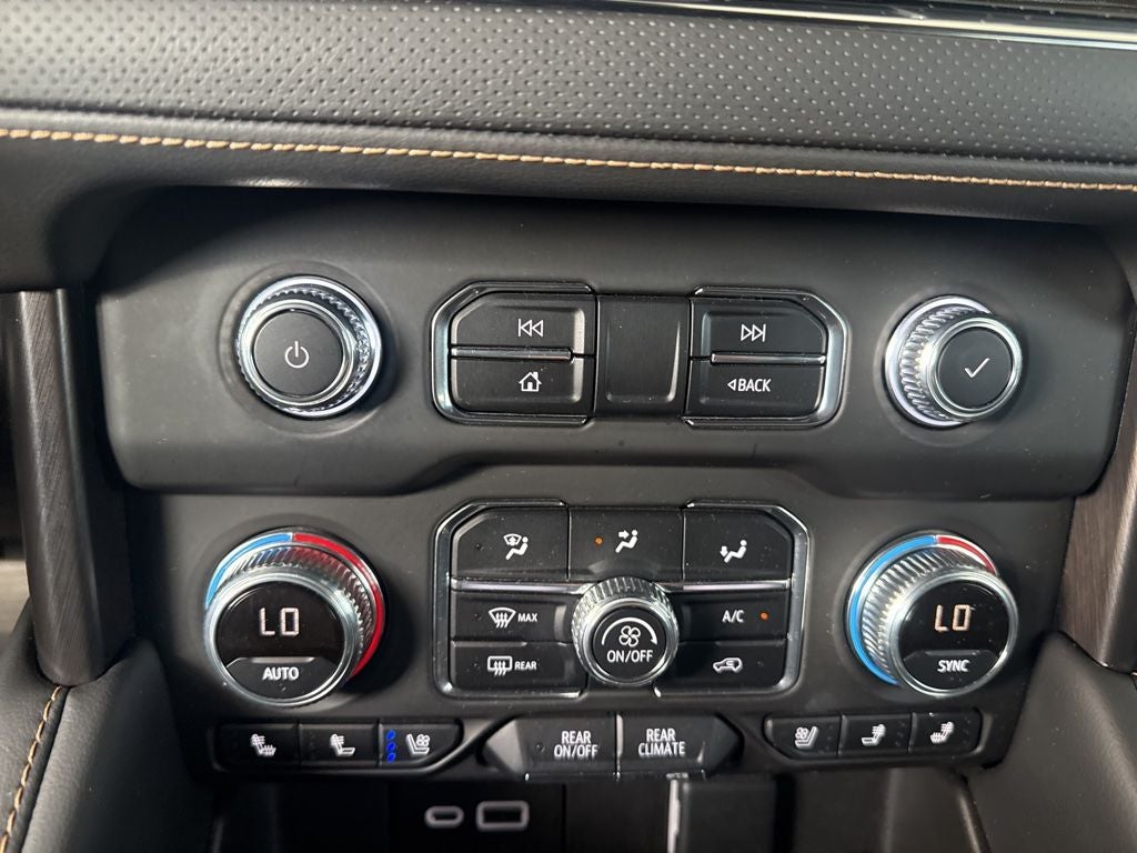 2023 GMC Yukon AT4