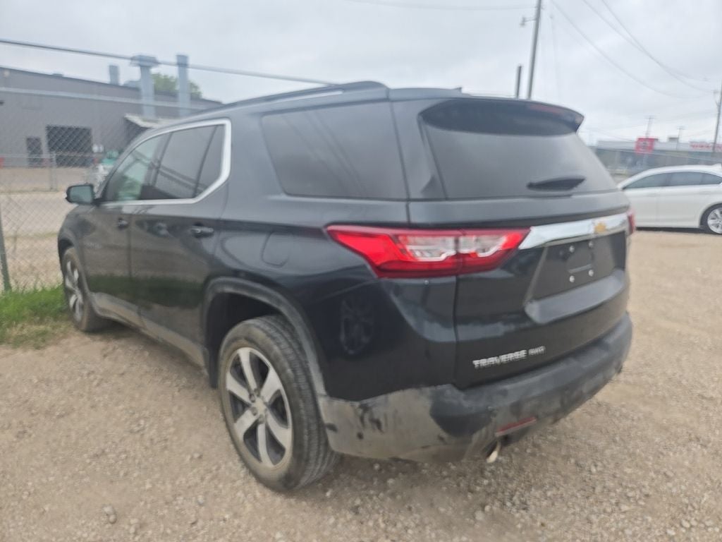 2021 Chevrolet Traverse LT Leather