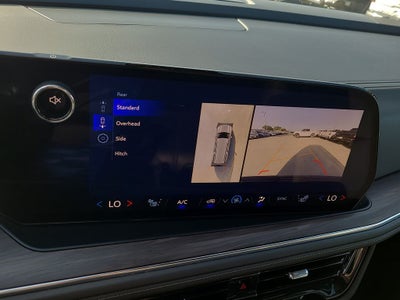 2025 Chevrolet Suburban LT