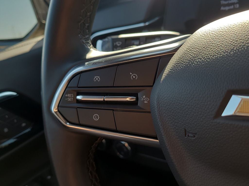 2025 Chevrolet Suburban LT