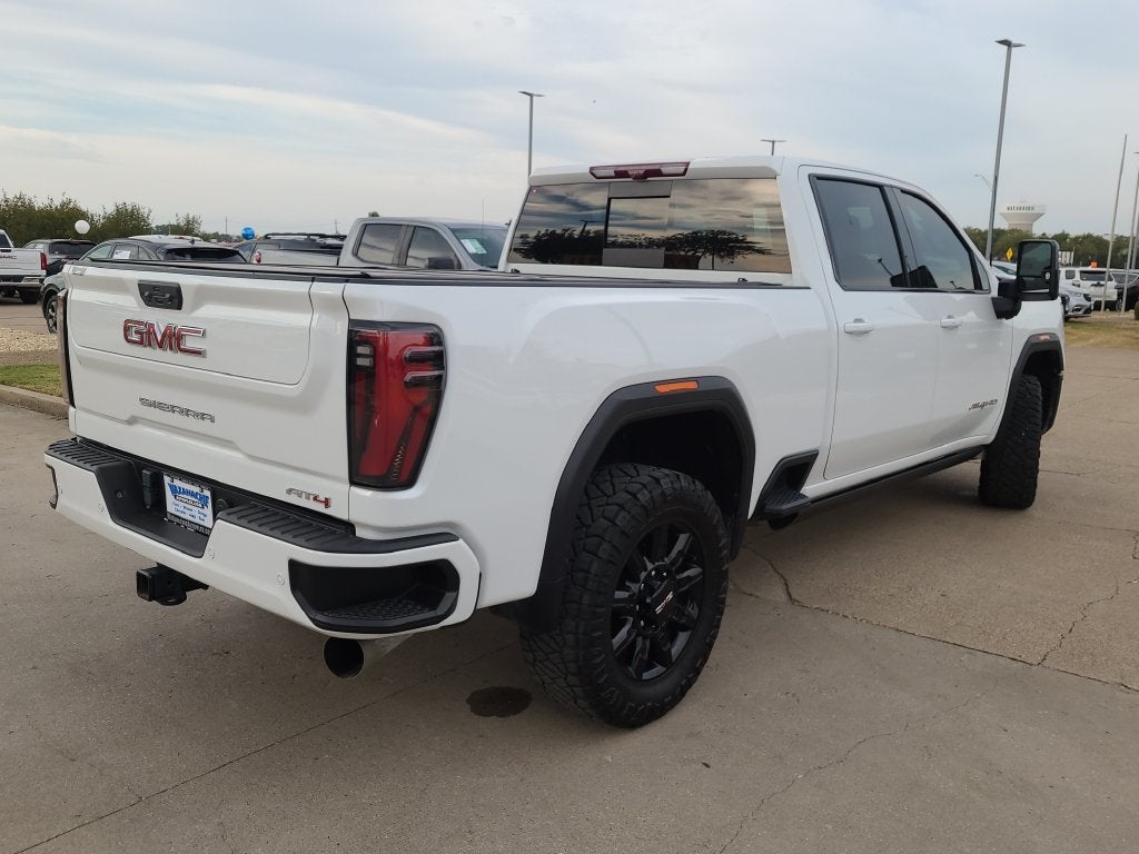 2024 GMC Sierra 2500HD AT4