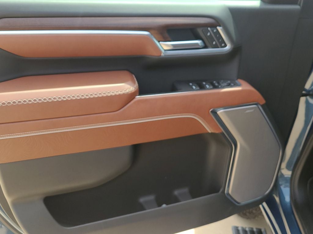 2025 GMC Sierra 2500HD Denali Ultimate