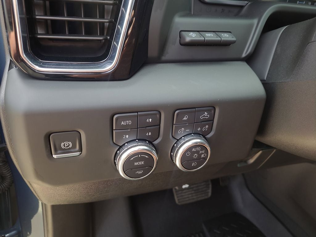 2025 GMC Sierra 2500HD Denali Ultimate