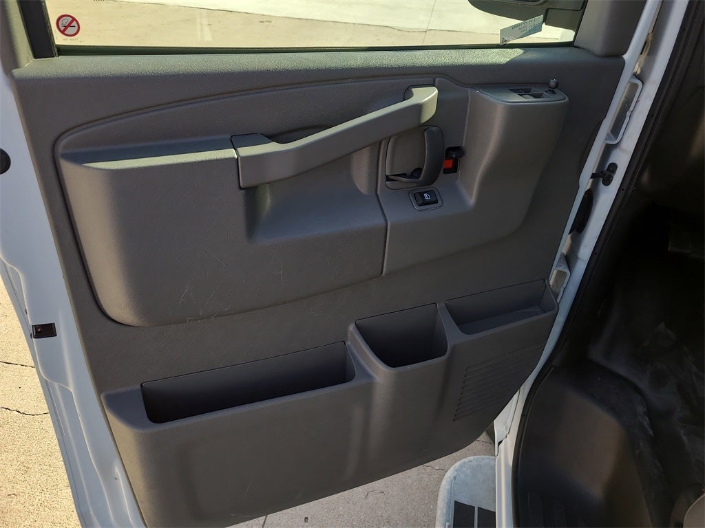 2024 GMC Savana 2500 Work Van