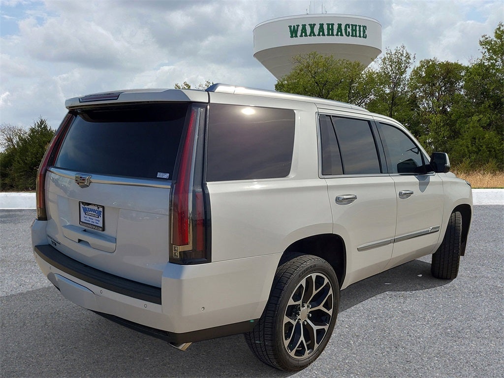 2019 Cadillac Escalade Luxury