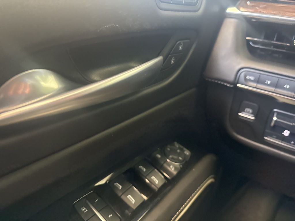 2023 Cadillac Escalade Sport Platinum