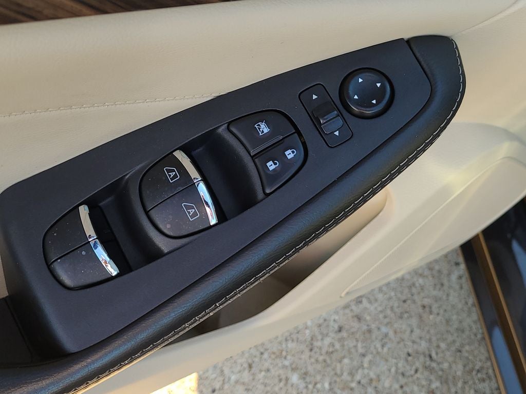 2016 Nissan Maxima Platinum