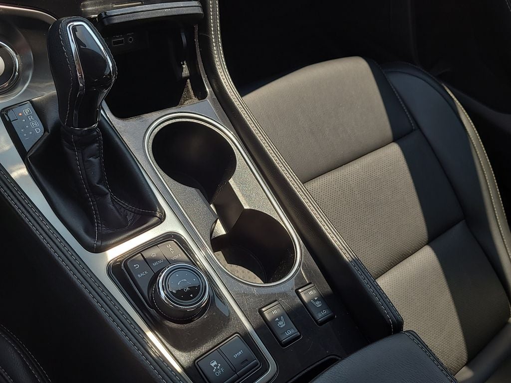 2022 Nissan Maxima SV