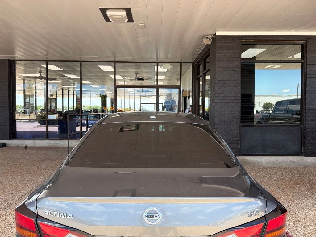 2022 Nissan Altima 2.5 SR