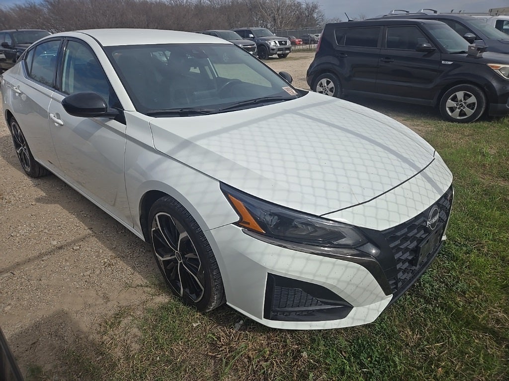 2024 Nissan Altima 2.5 SR