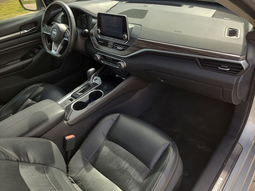 2022 Nissan Altima 2.5 Platinum