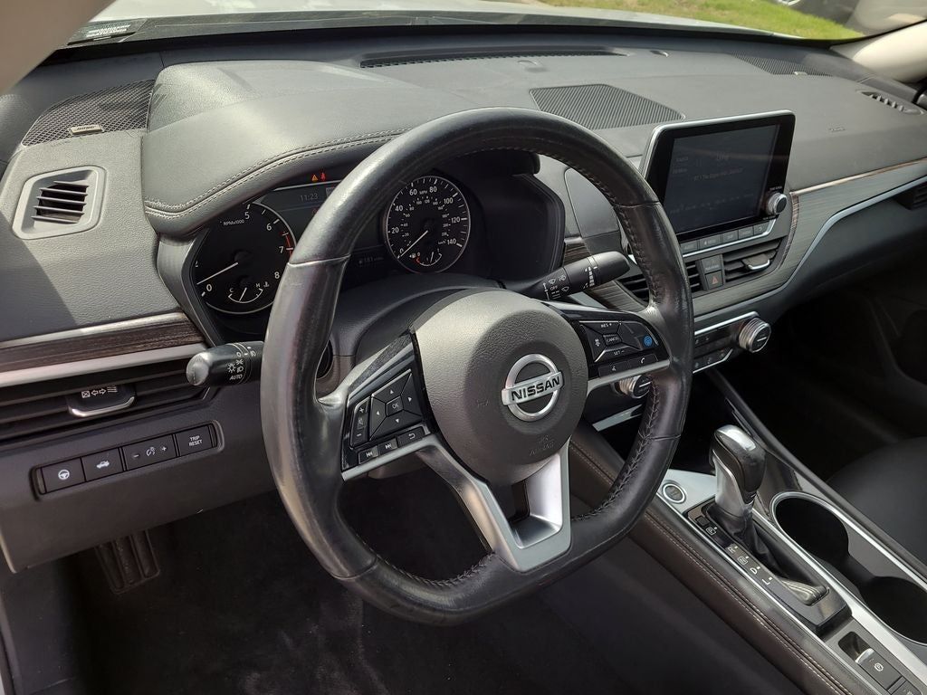 2022 Nissan Altima 2.5 Platinum