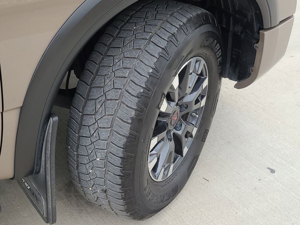 2024 Nissan Titan PRO-4X