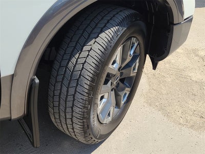 2024 Nissan Titan Platinum Reserve