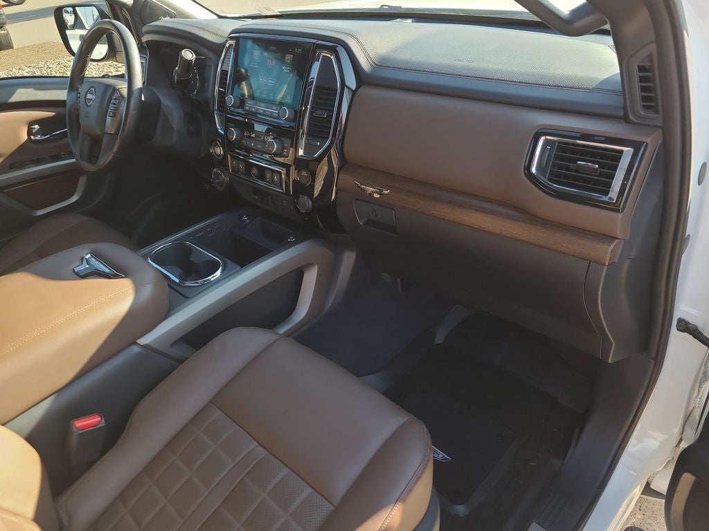 2023 Nissan Titan Platinum Reserve