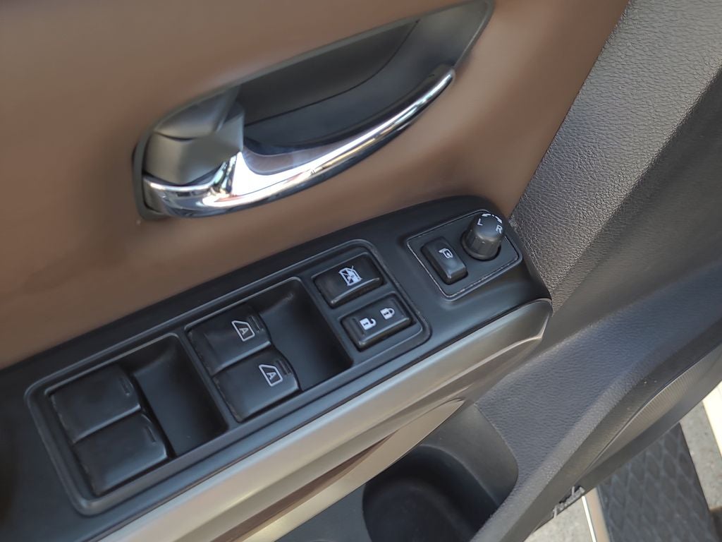 2023 Nissan Titan Platinum Reserve