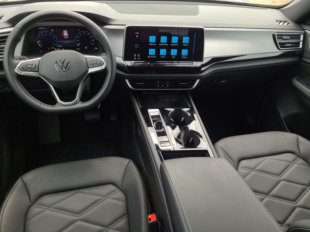 2026 Volkswagen Atlas Cross Sport 2.0T SE w/Technology