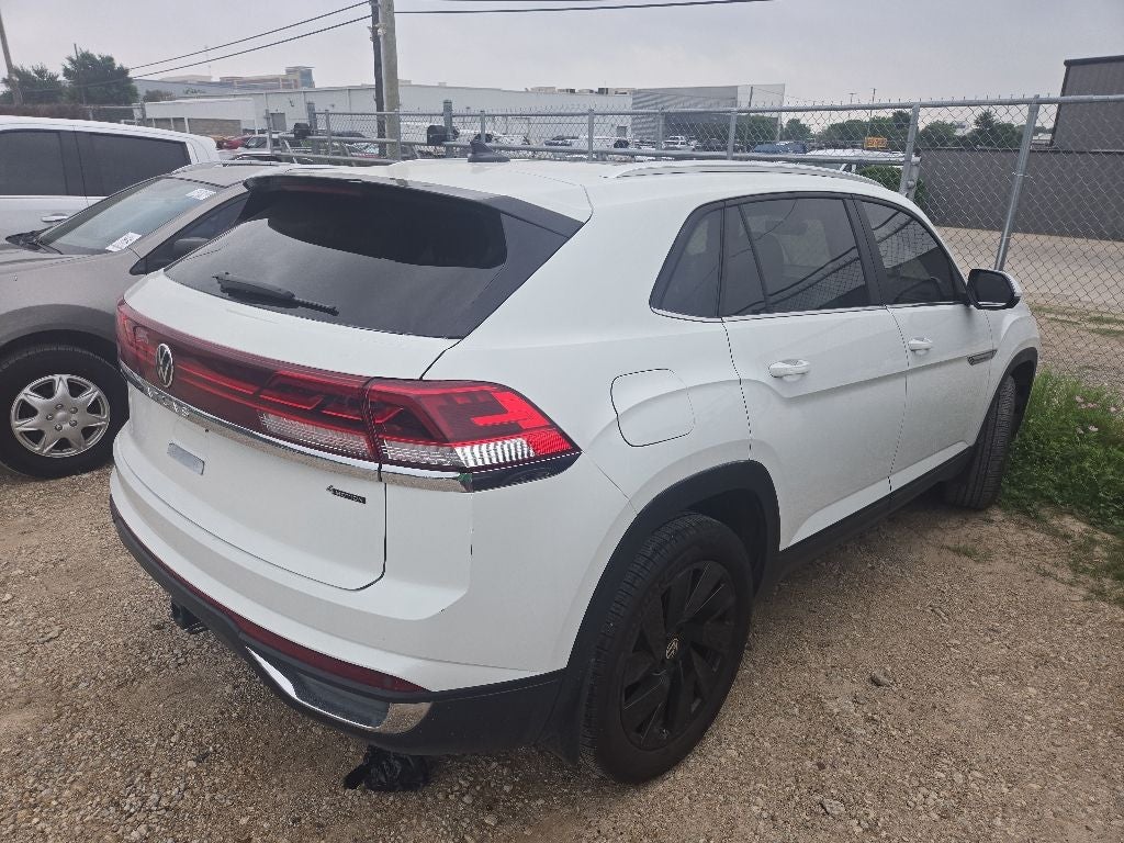 2024 Volkswagen Atlas Cross Sport 2.0T SE w/Technology