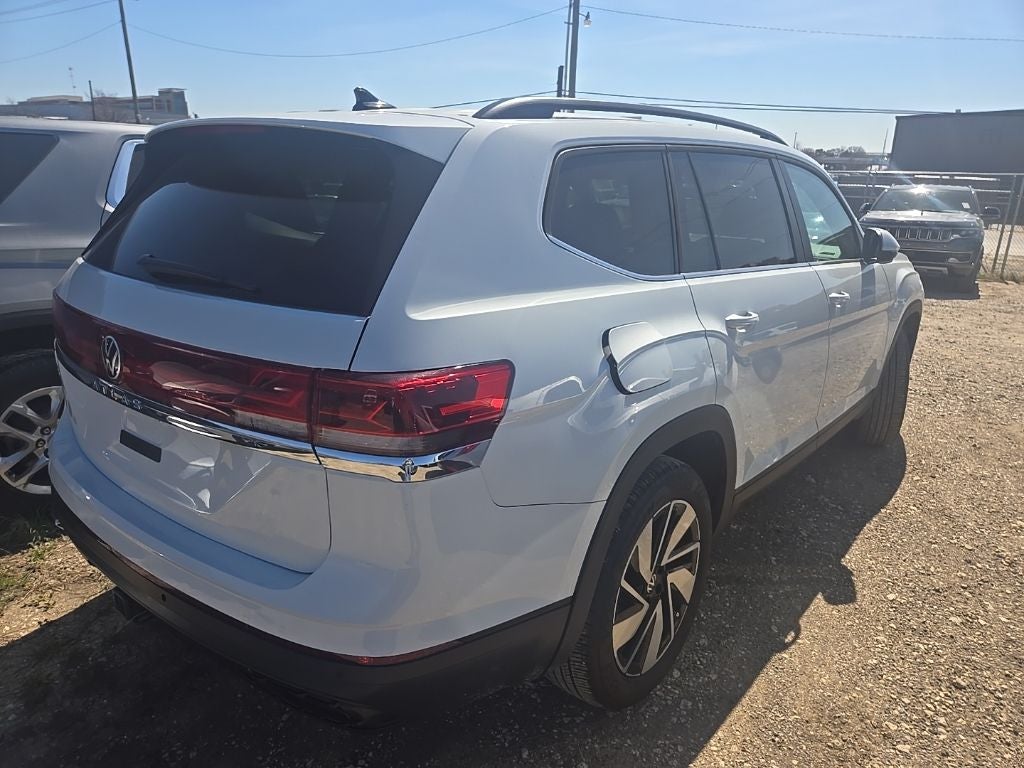 2025 Volkswagen Atlas 2.0T SE w/Technology