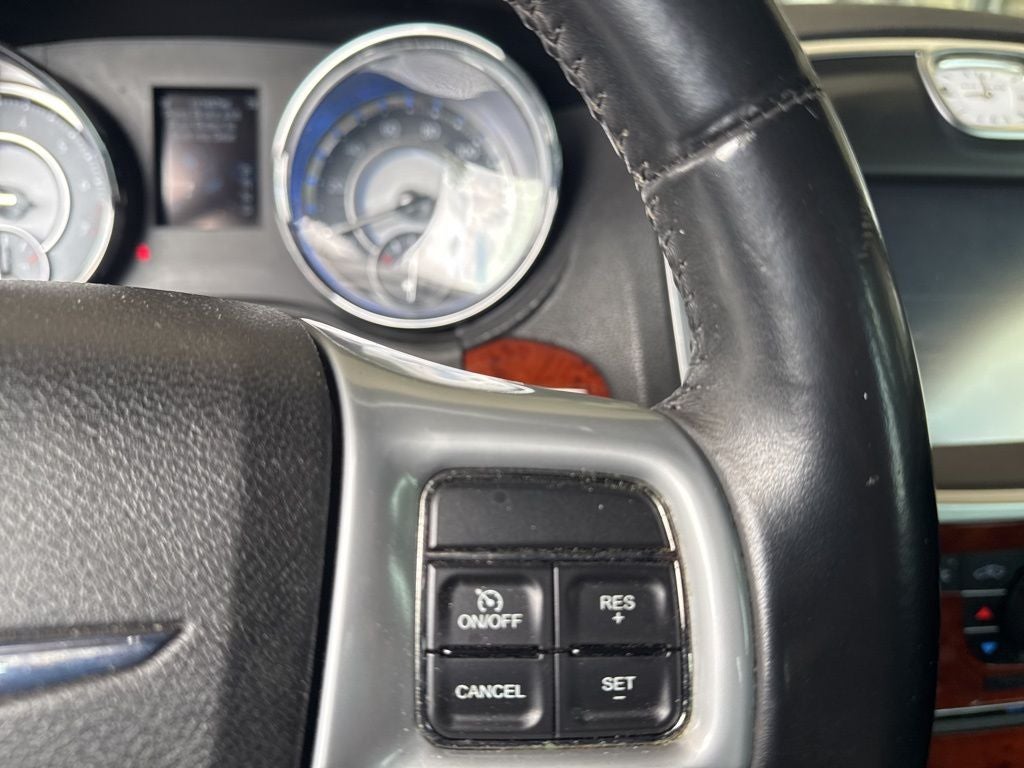 2013 Chrysler 300 Base