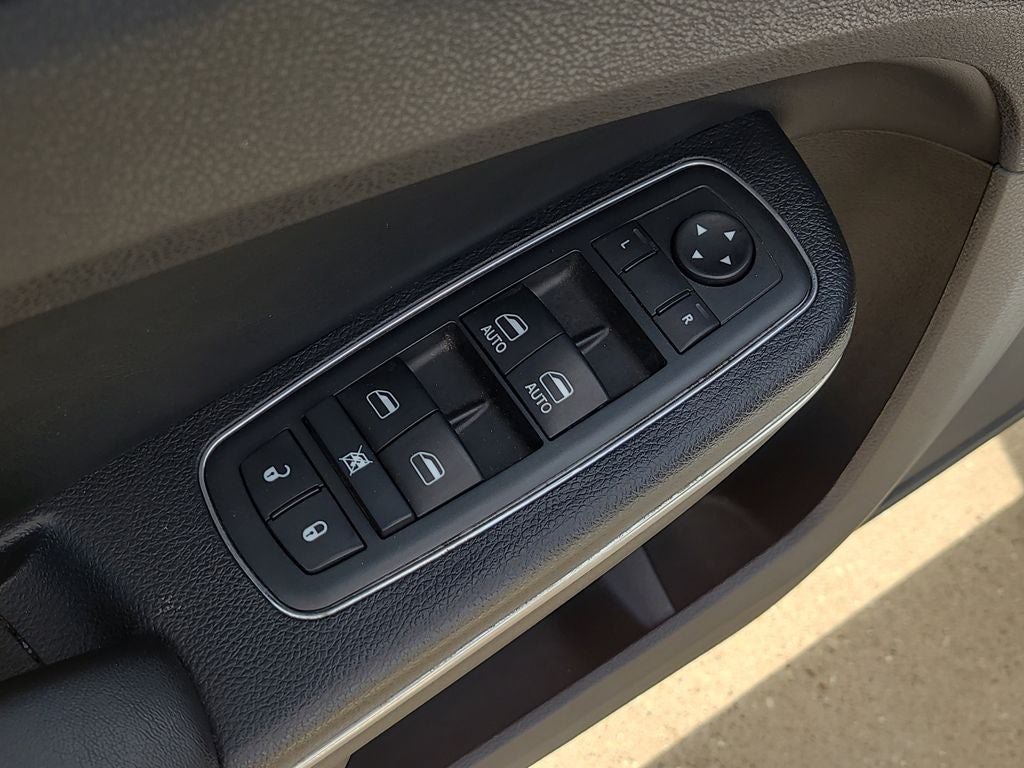 2013 Chrysler 300 Base