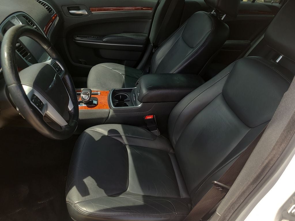 2013 Chrysler 300 Base