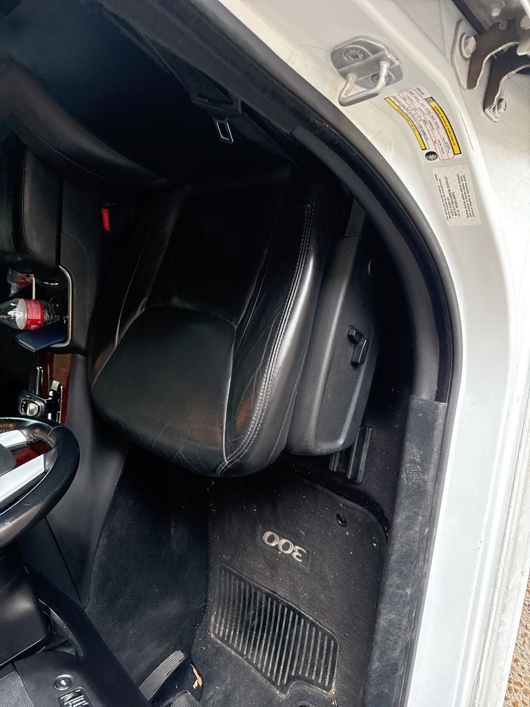 2013 Chrysler 300 Base